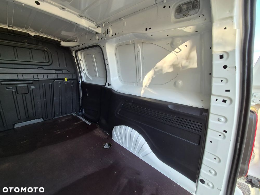 Peugeot PARTNER - 23