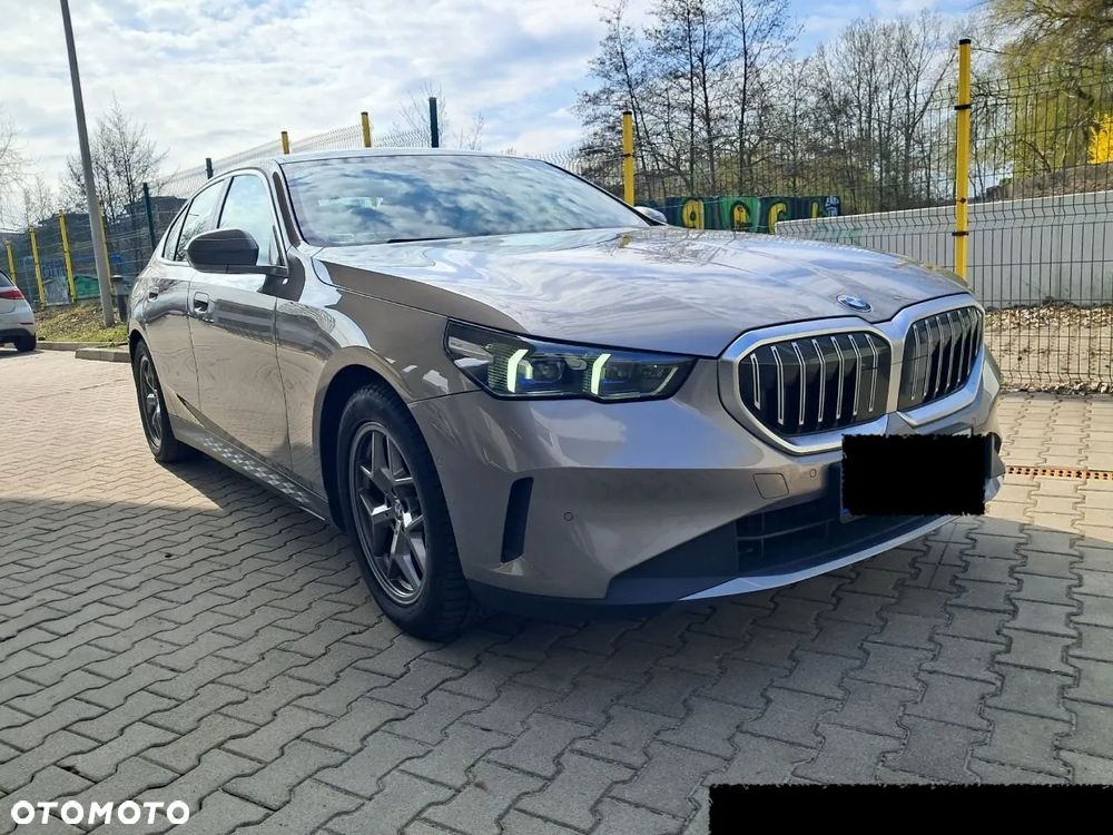 BMW Seria 5 520d mHEV - 3