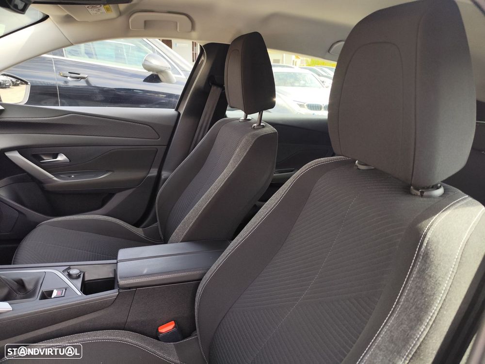 Peugeot 308 SW 1.5 BlueHDi Active - 28