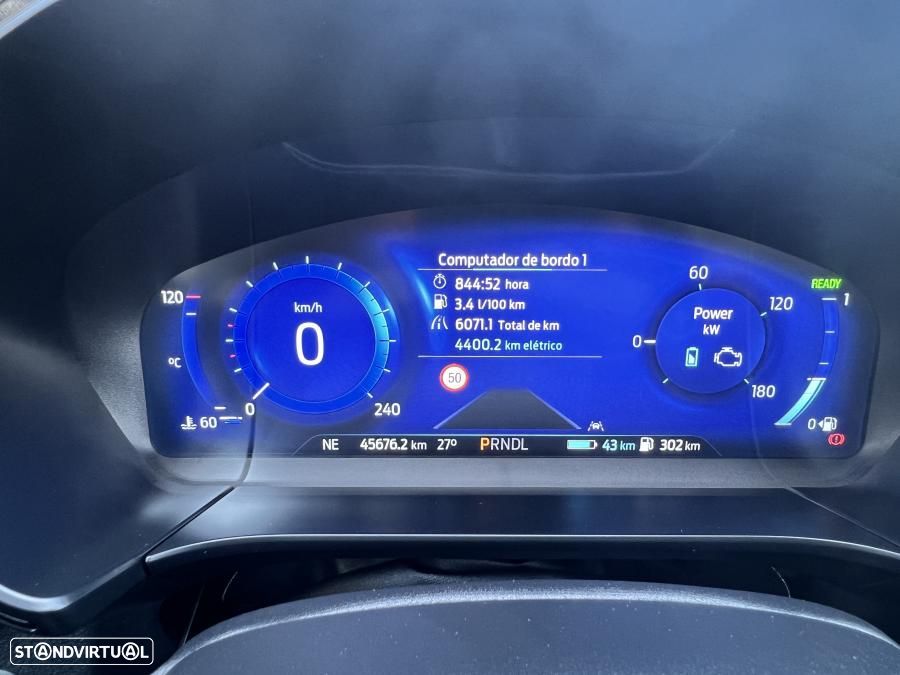 Ford Kuga 2.5 PHEV ST-Line X - 33