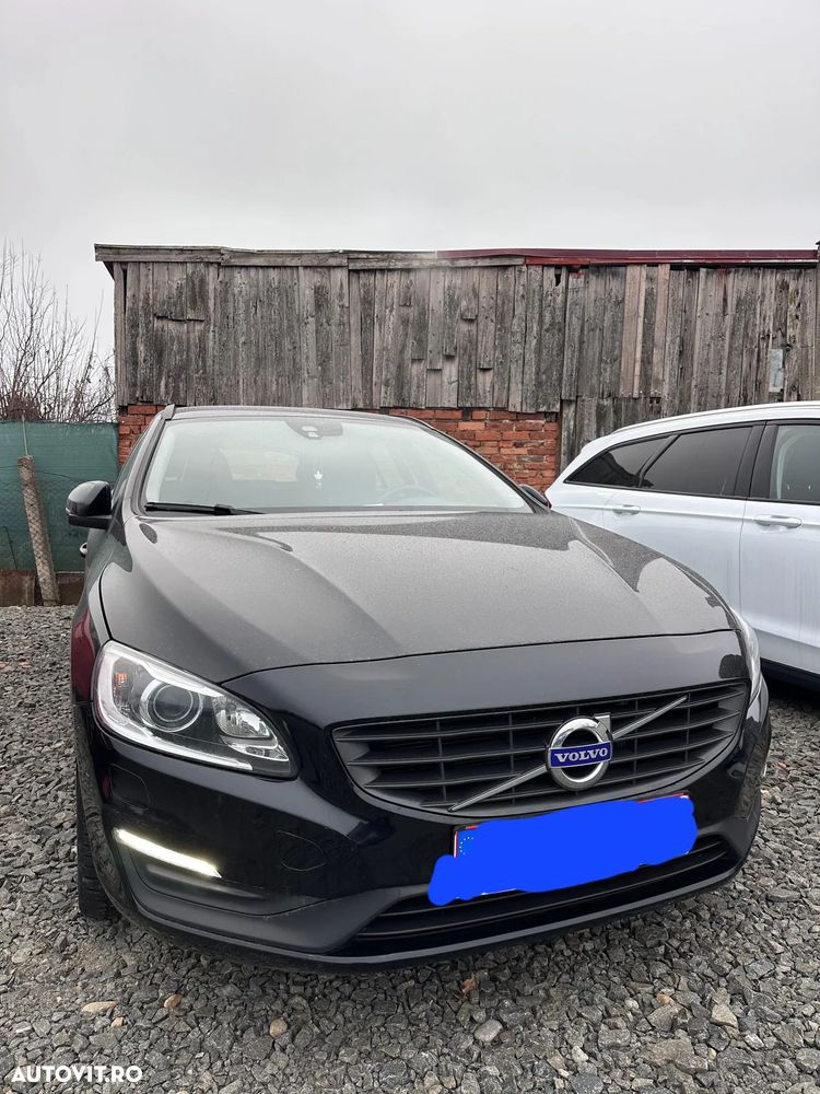 Volvo V60 D3 DRIVe Momentum - 2