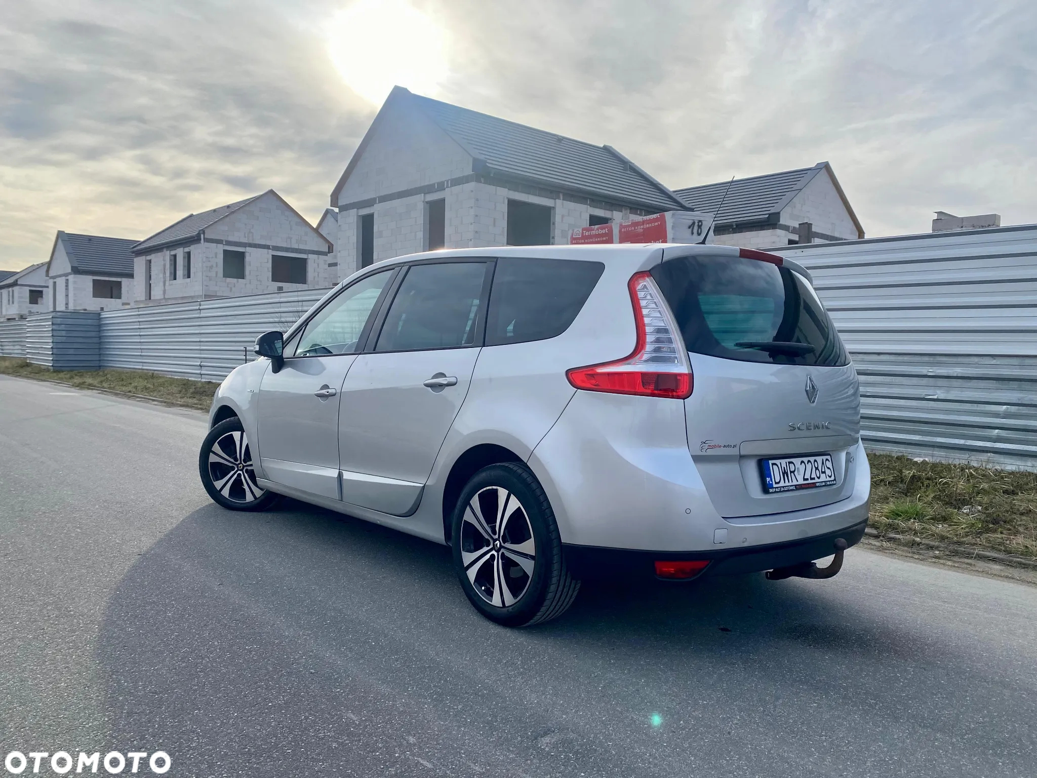 Renault Grand Scenic 1.9 dCi Bose Edition - 4