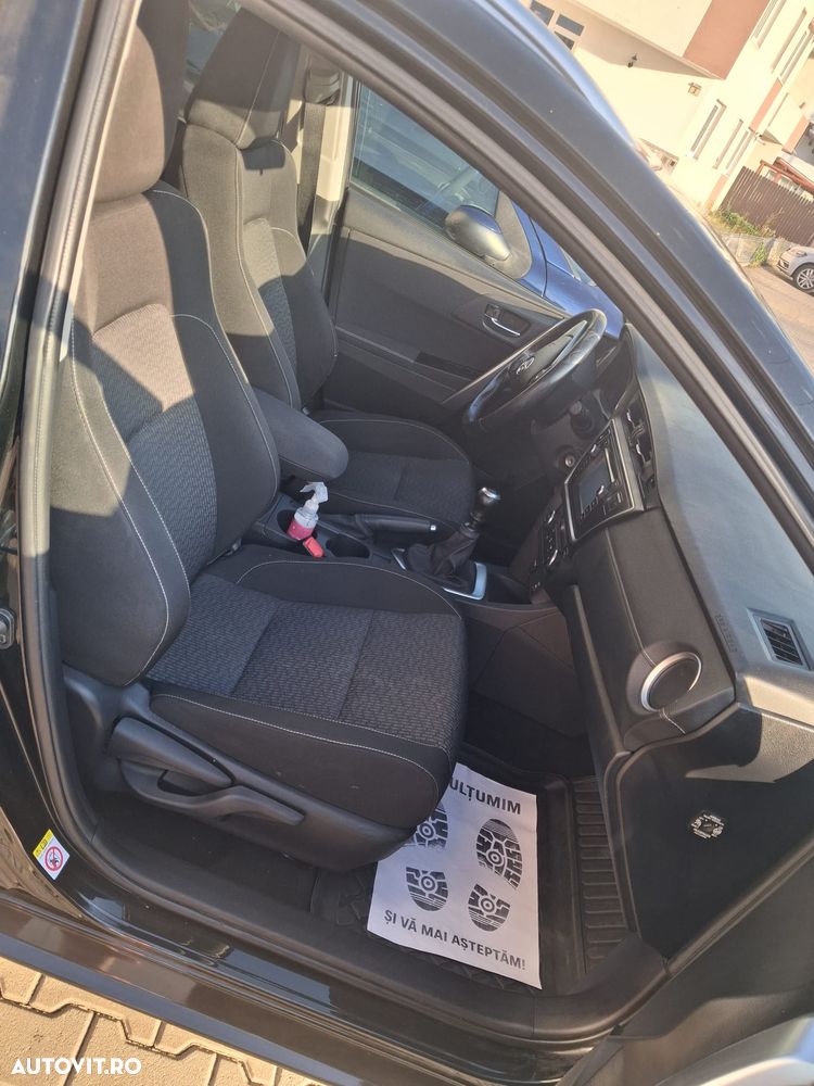 Toyota Auris - 4