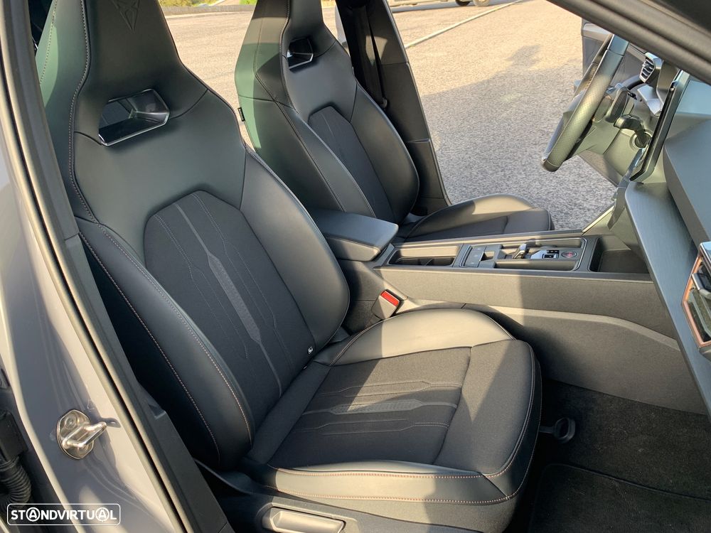 Cupra Leon 1.4 e-Hybrid (180 kW System) VZ - 12