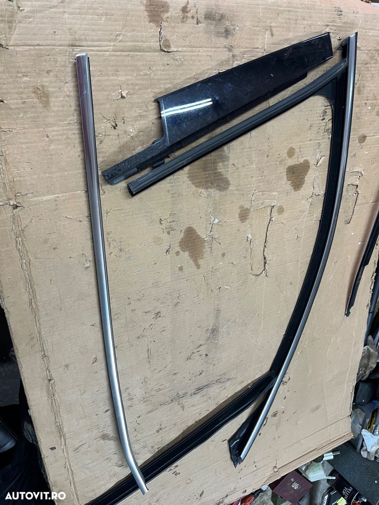 Ornamente ușă dreapta fata BMW X1 F48 - 4