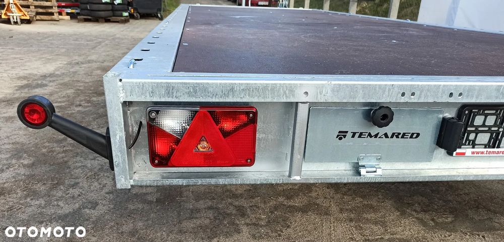 TEMARED CARPLATFORM 6021 / 3 osie 3,5T sklejka  wym. 590X211cm i inne, mocna - 6