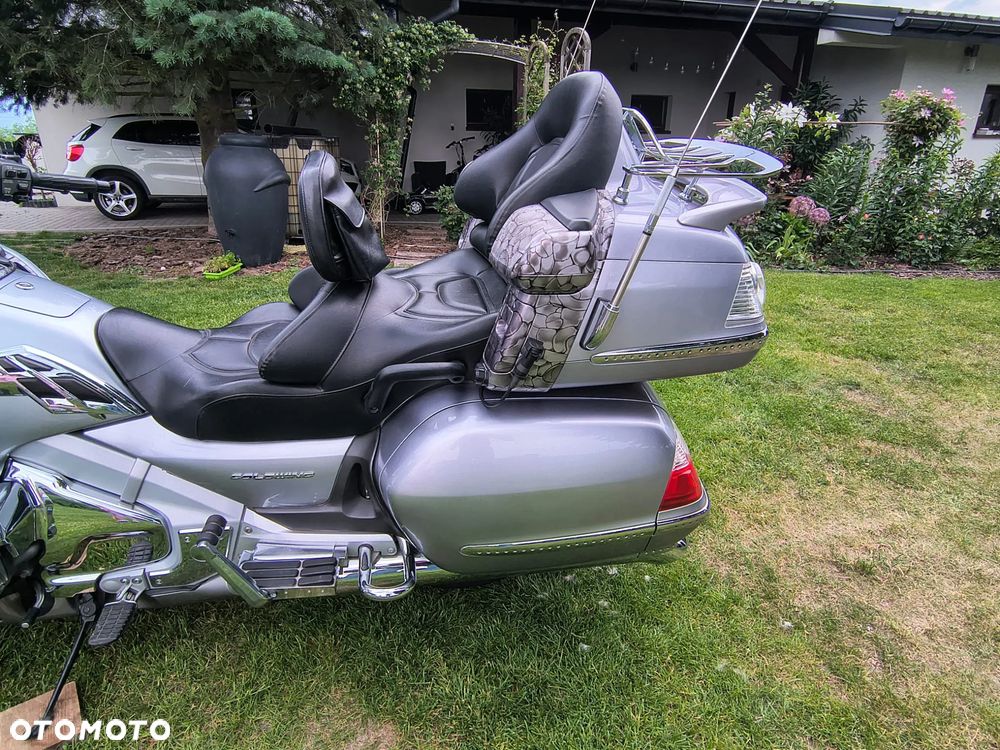Honda GL - 32