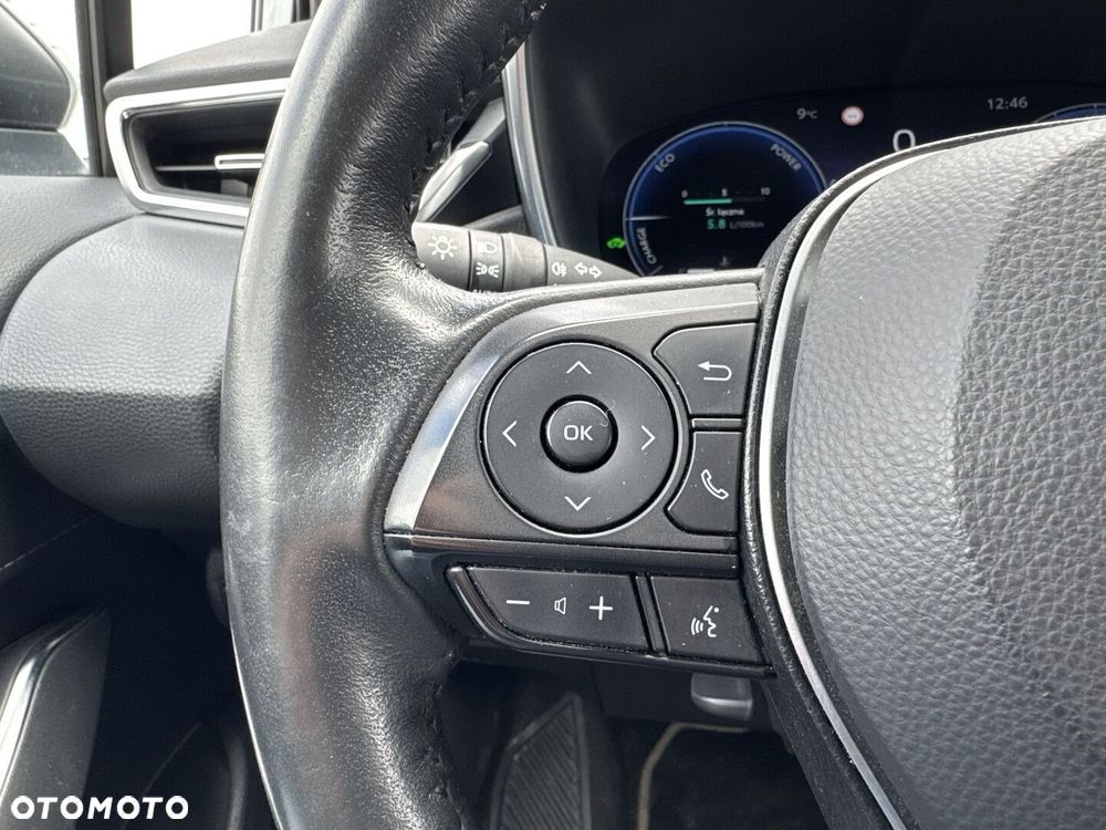 Toyota Corolla 1.8 Hybrid Style - 23