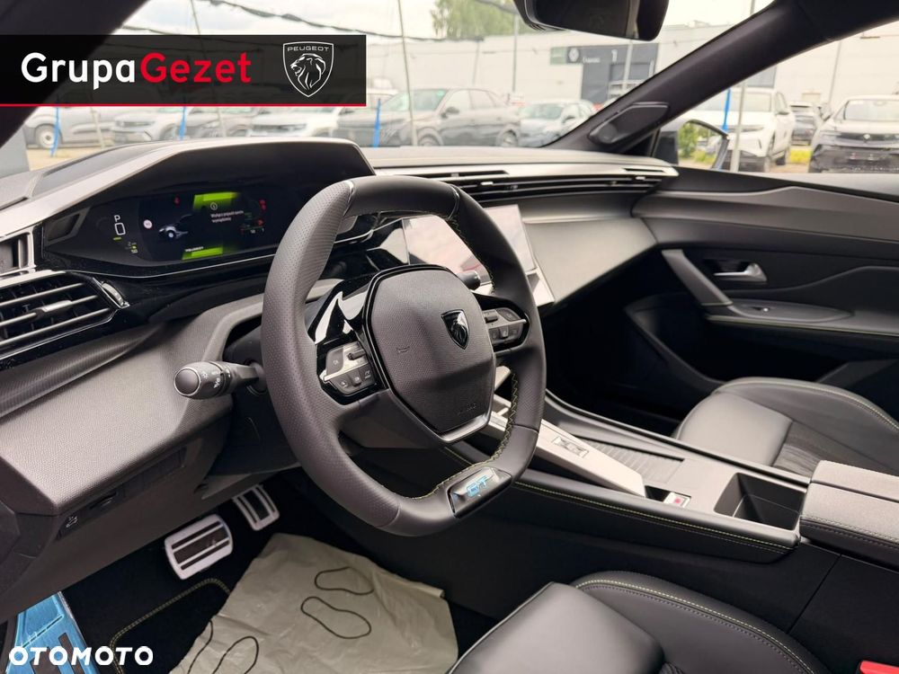 Peugeot 408 - 10