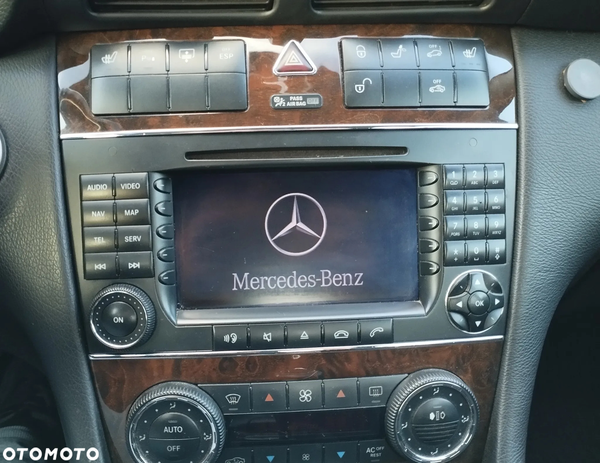Mercedes-Benz Klasa C 240 Classic 4-Matic - 13