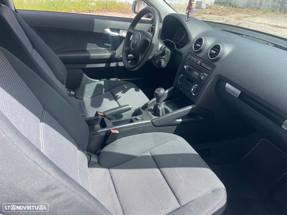 Audi A3 2.0 TDI Attraction - 7