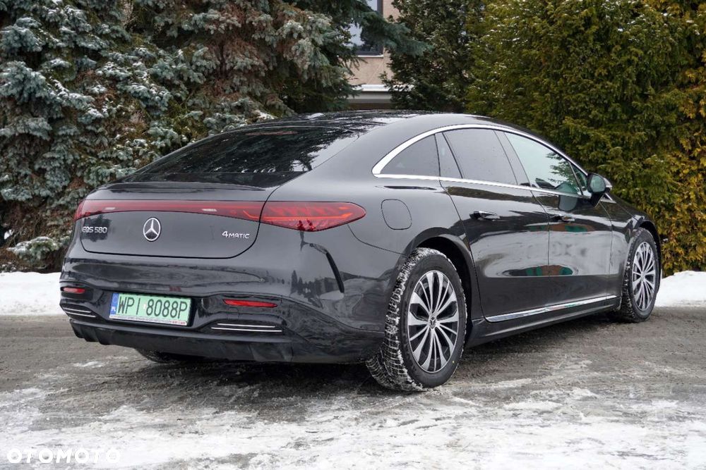 Mercedes-Benz EQS - 7