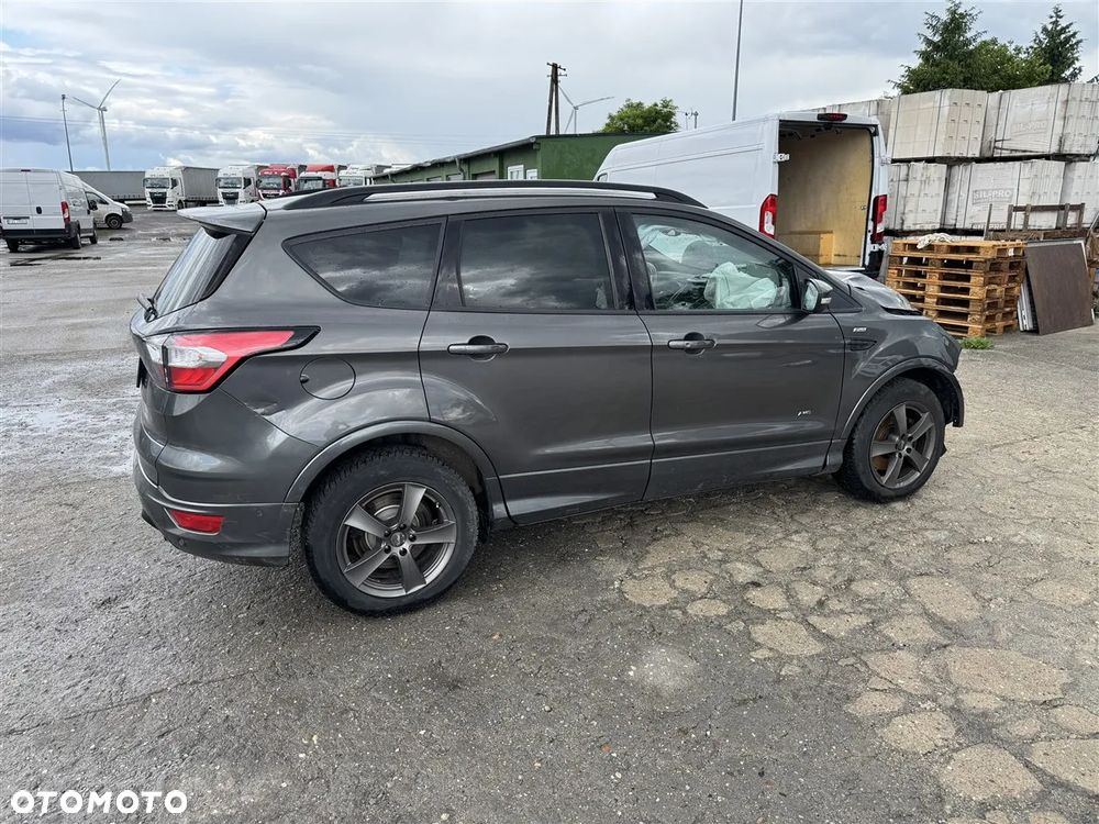 Ford Kuga 2.0 TDCi AWD ST-Line - 5