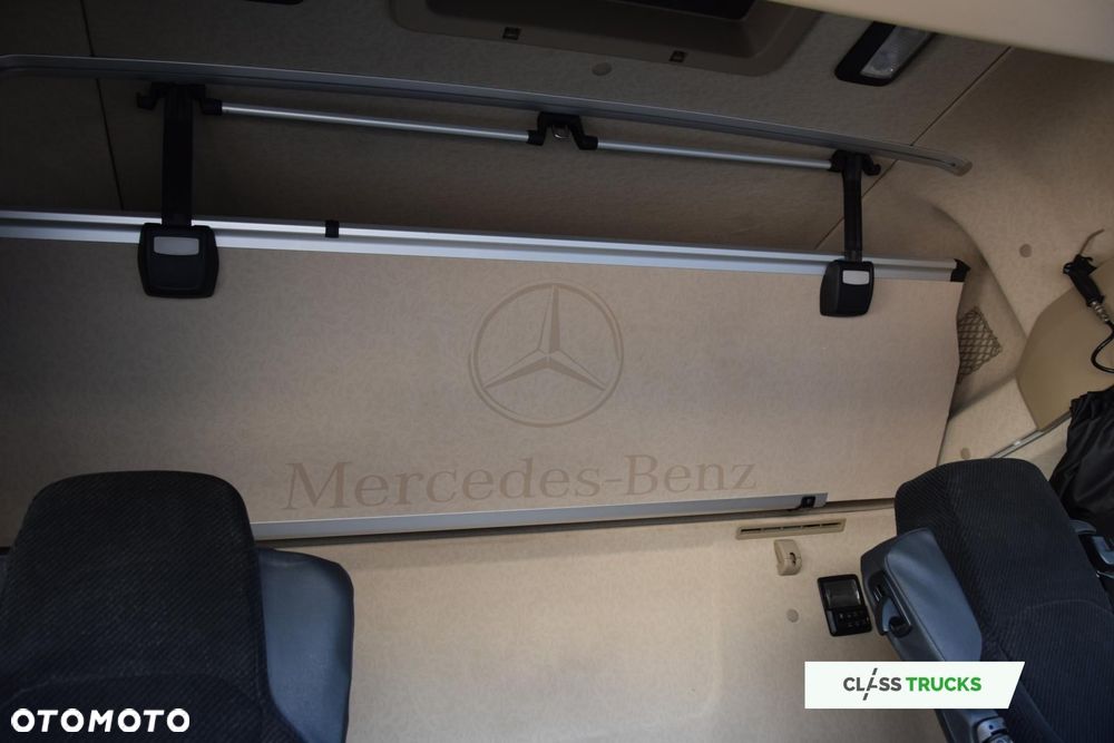 Mercedes-Benz Actros 5 1845 BigSpace LED lights - 14
