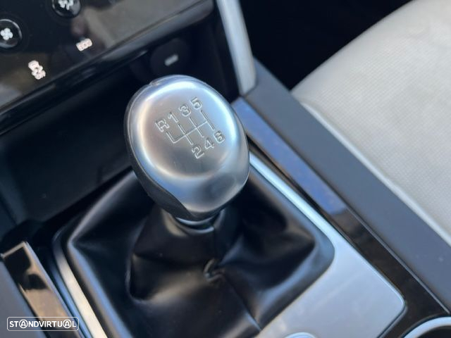 Land Rover Discovery Sport 2.0 eD4 SE 7L - 11