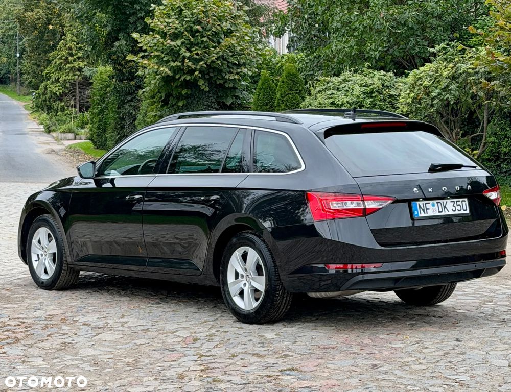Skoda Superb 1.5 TSI ACT DSG Active - 5