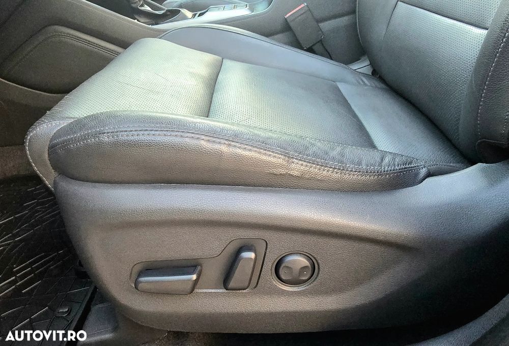 Hyundai Tucson 2.0 CRDI 4WD 6AT Luxury Pack+ - 24