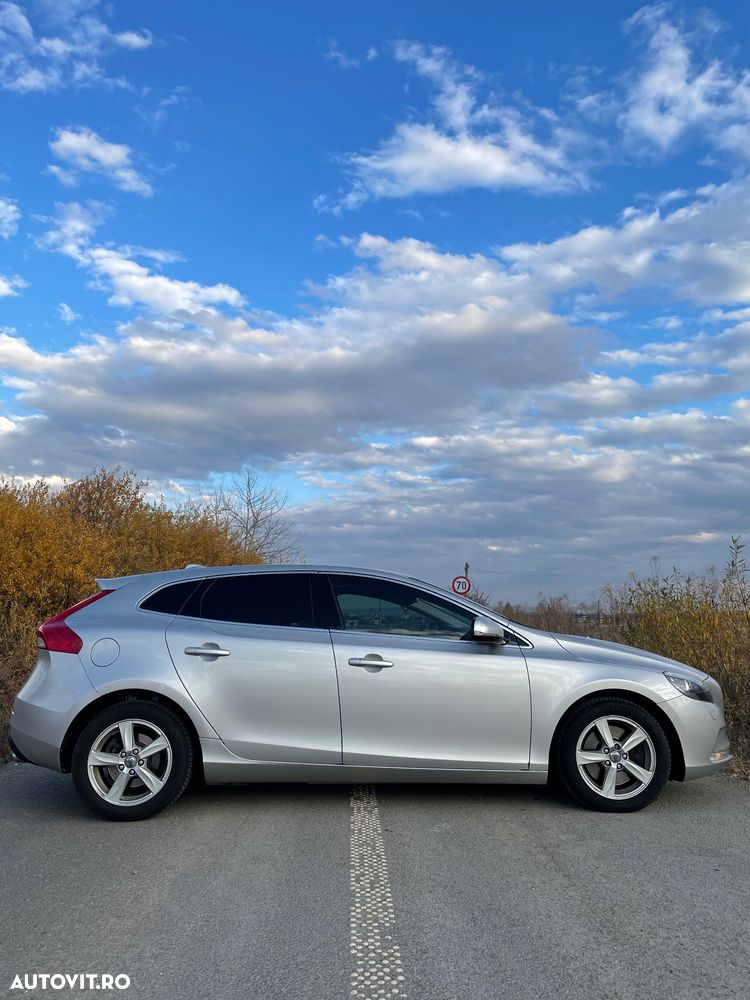 Volvo V40 D3 Aut. Summum - 4