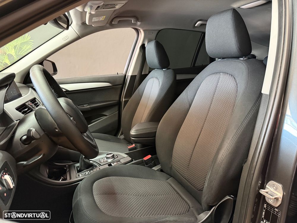 BMW X1 16 d sDrive Line Sport - 7