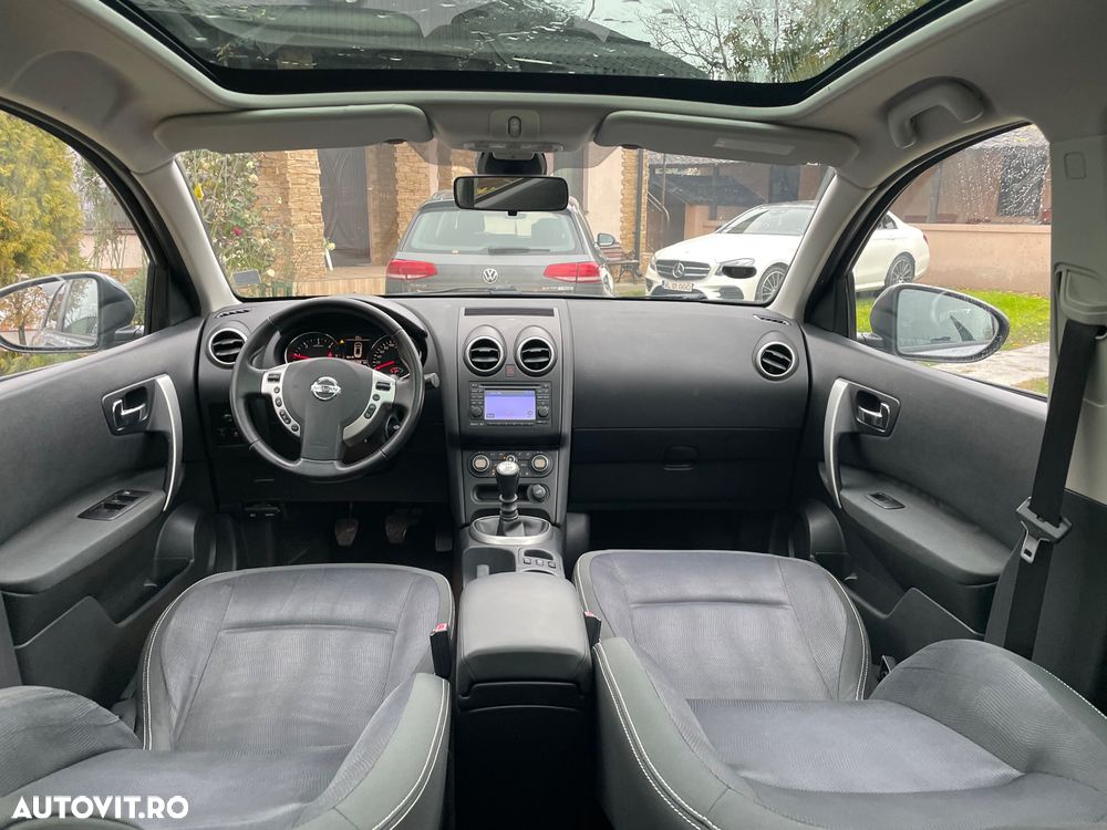 Nissan Qashqai+2 - 22