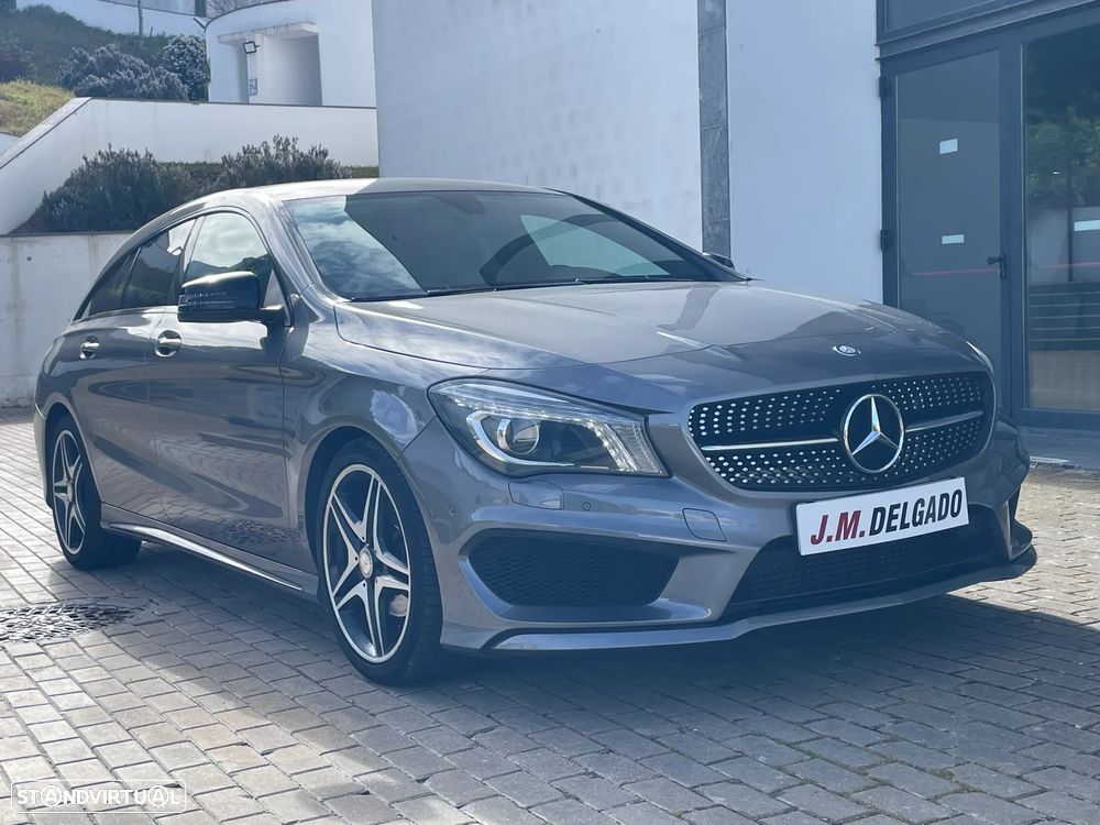 Mercedes-Benz CLA 180 d Shooting Brake AMG Line - 2