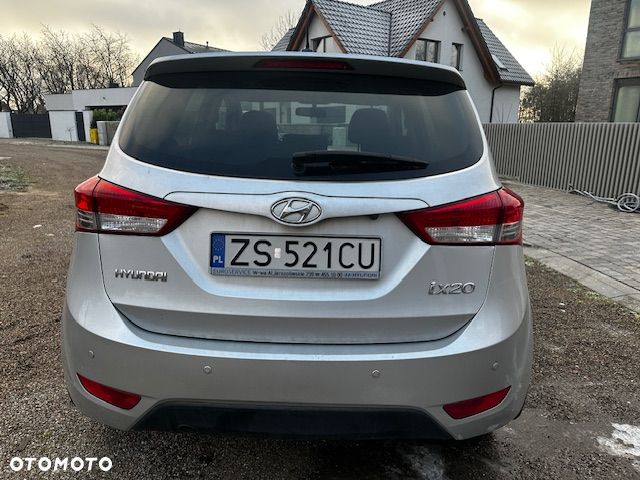 Hyundai ix20 - 7