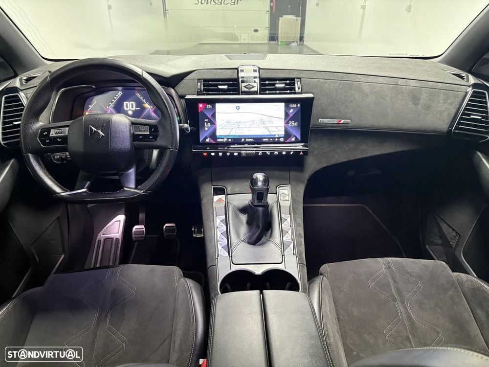 DS DS7 Crossback - 11