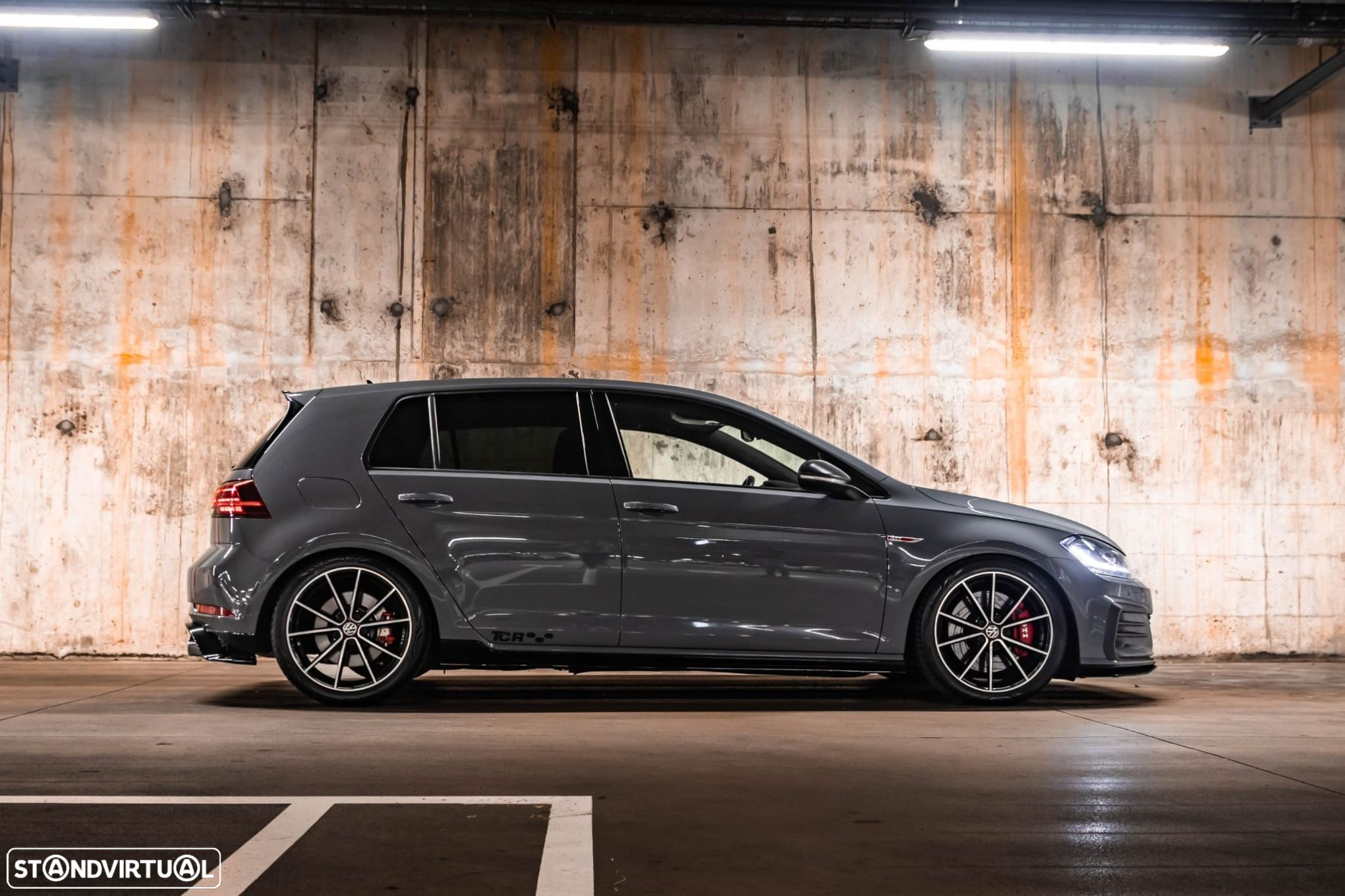 VW Golf - 8