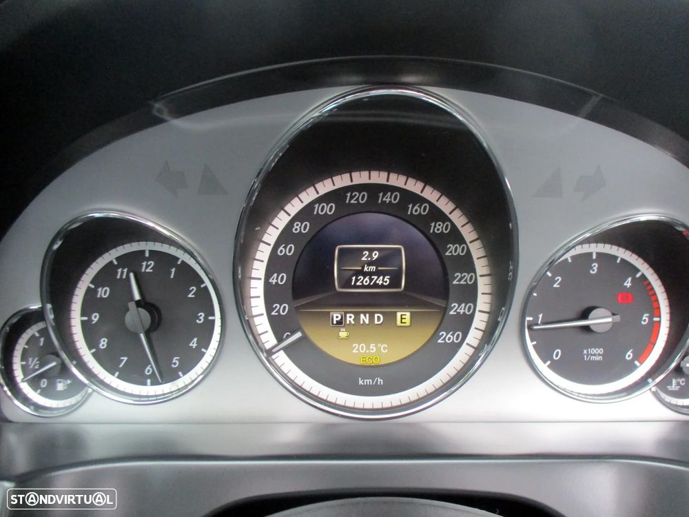 Mercedes-Benz E 250 CDi Avantgarde BlueEfficiency Auto - 21