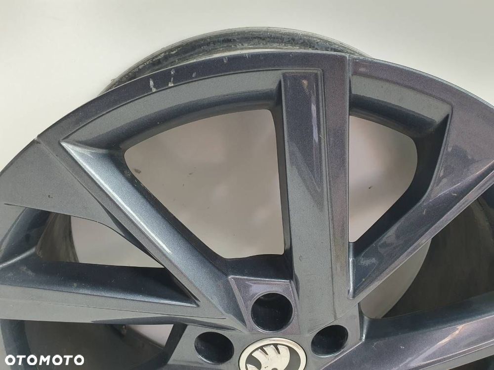 FELGA ALUMINIOWA 18 7J ET39 5X100 SKODA KAMIQ 657601025A - 2