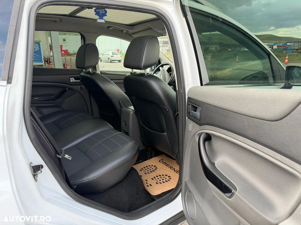 Ford Kuga S 2.0 TDCi 4x4 Plus Editionsmodell - 7