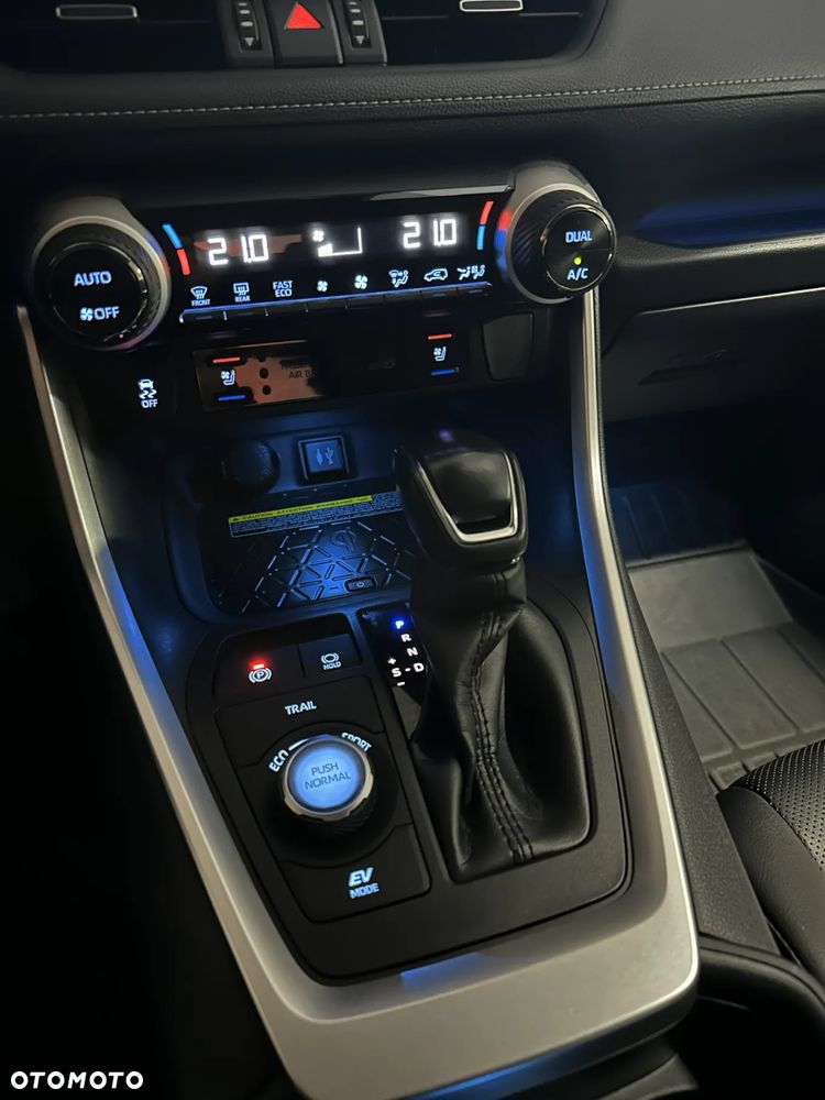 Toyota RAV4 2.5 Hybrid Executive 4x4 - 25