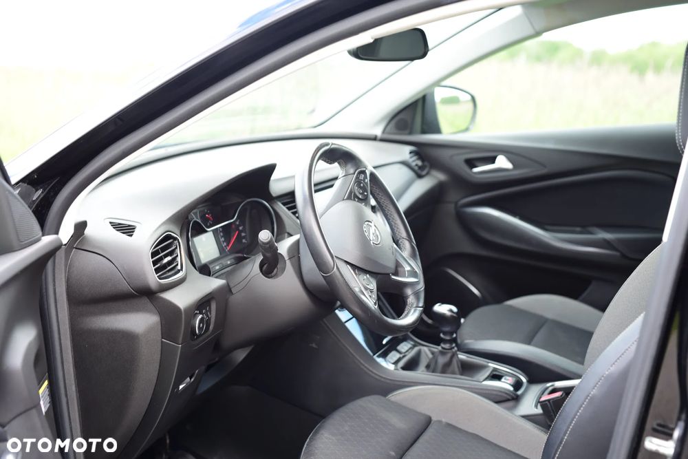 Opel Grandland X 1.2 T Innovation S&S - 3