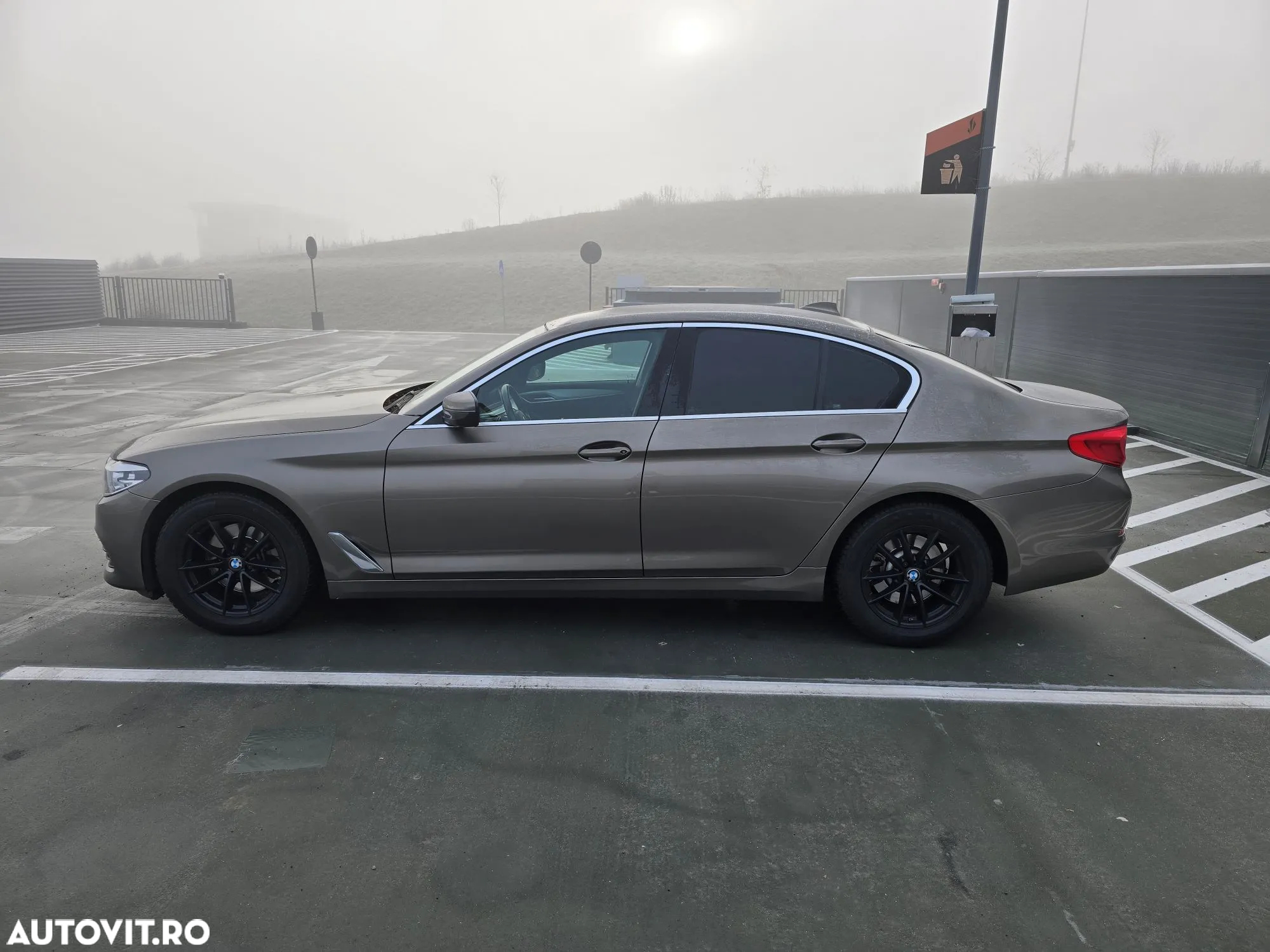 BMW Seria 5 520d AT - 5