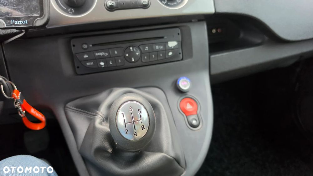Renault Kangoo 1.6 16V 105 Happy Family - 25