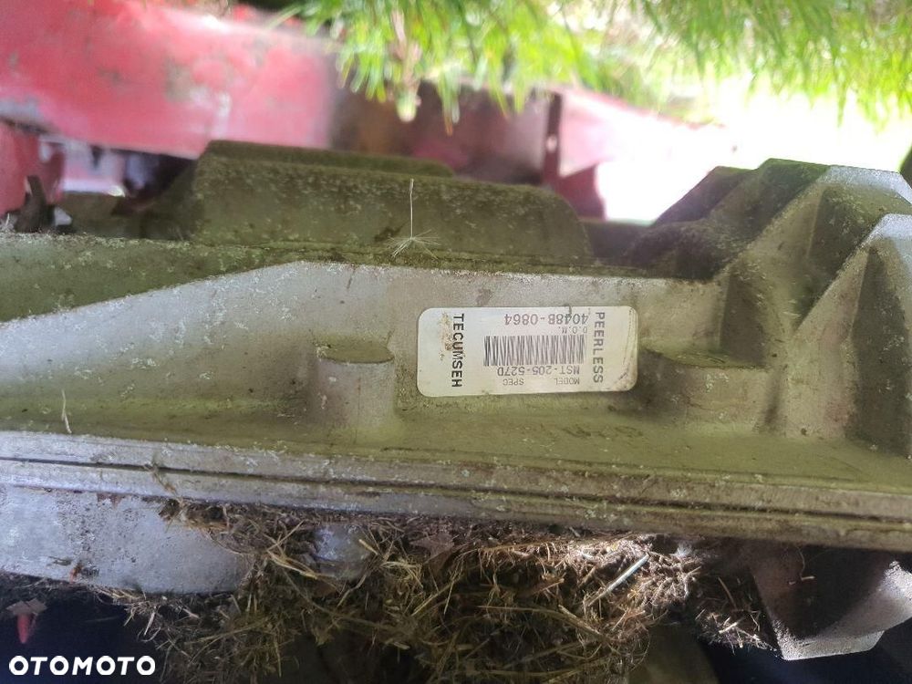 KOSIARKA   TRAKTOREK CZĘŚCI SILNIK 13 HP MURRAY 12596 - 9