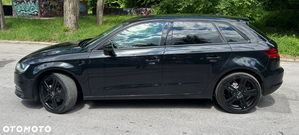 Audi A3 Sportback 1.6 TDI Ambition - 8