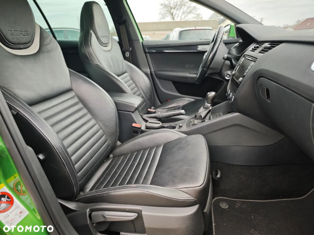 Skoda Octavia 2.0 TDI (Green tec) RS - 18