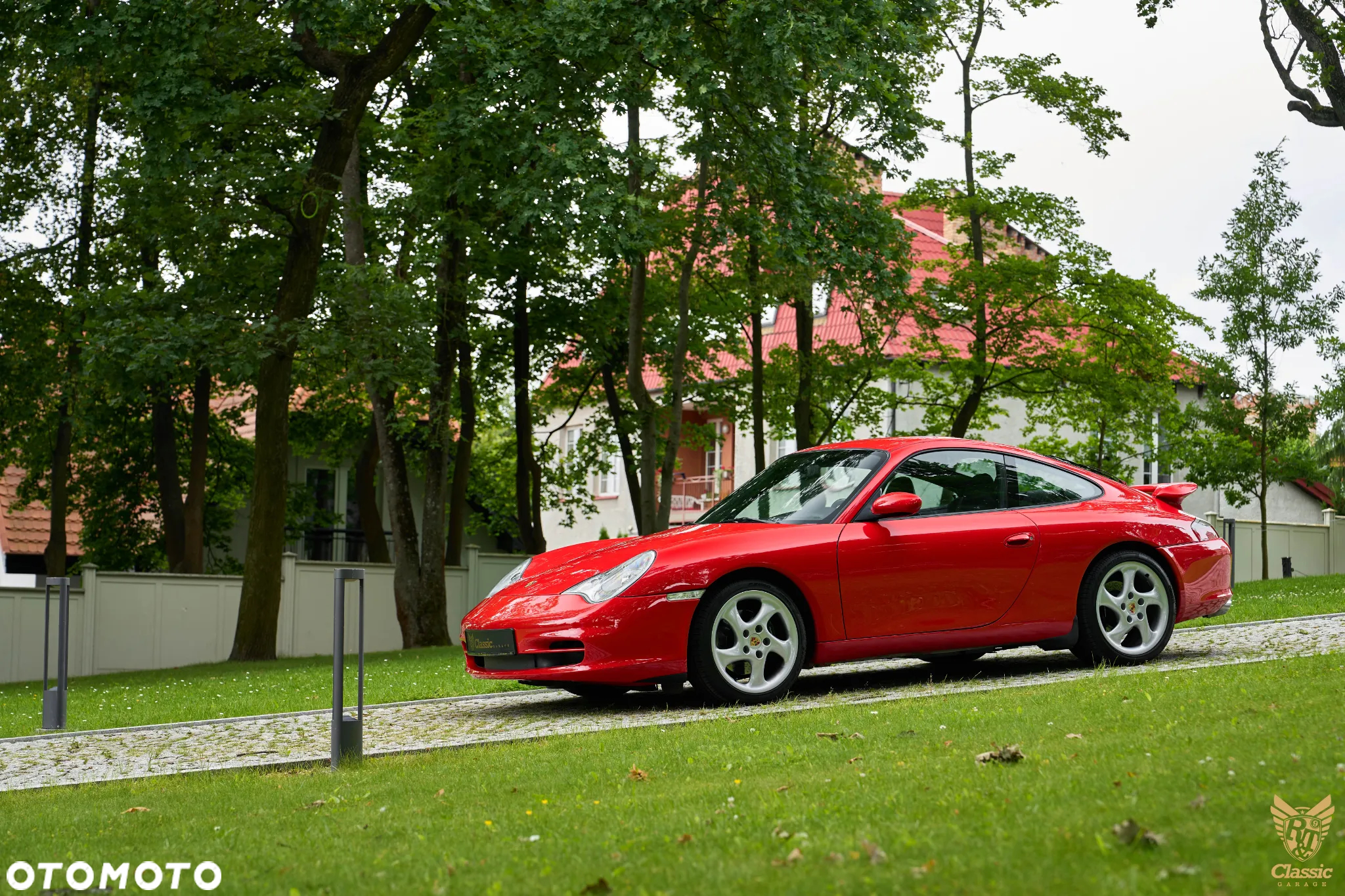 Porsche 911 Carrera - 19