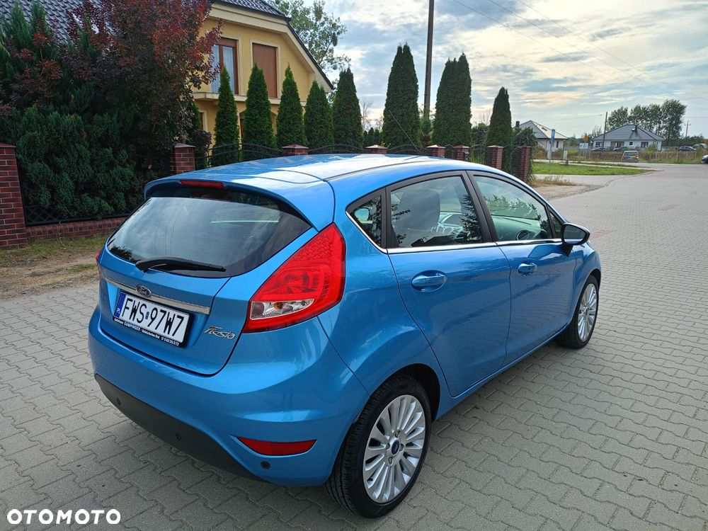 Ford Fiesta - 4