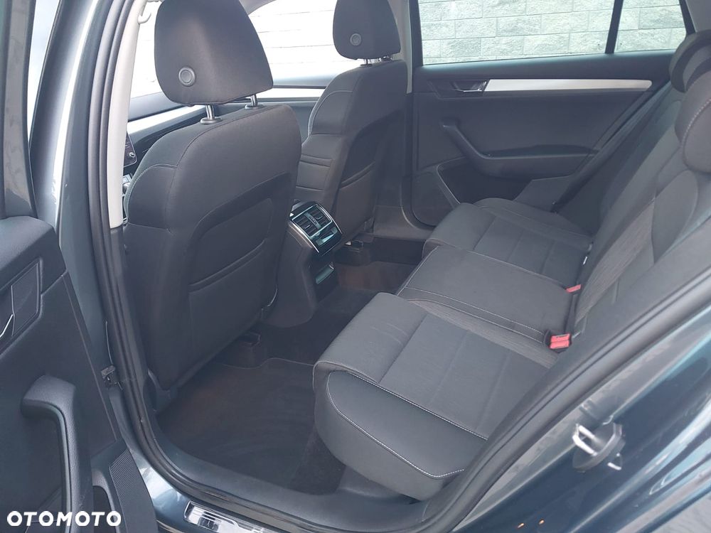 Skoda Superb 2.0 TDI DSG Ambition - 18