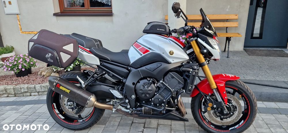 Yamaha FZ8 - 2