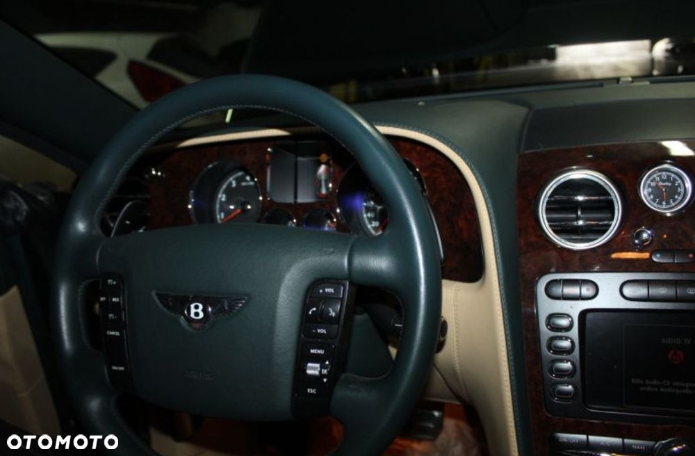 Bentley Continental GT - 39