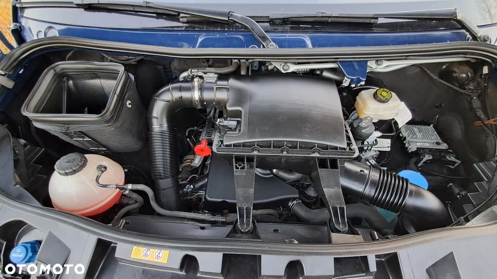 Mercedes-Benz SPRINTER - 10