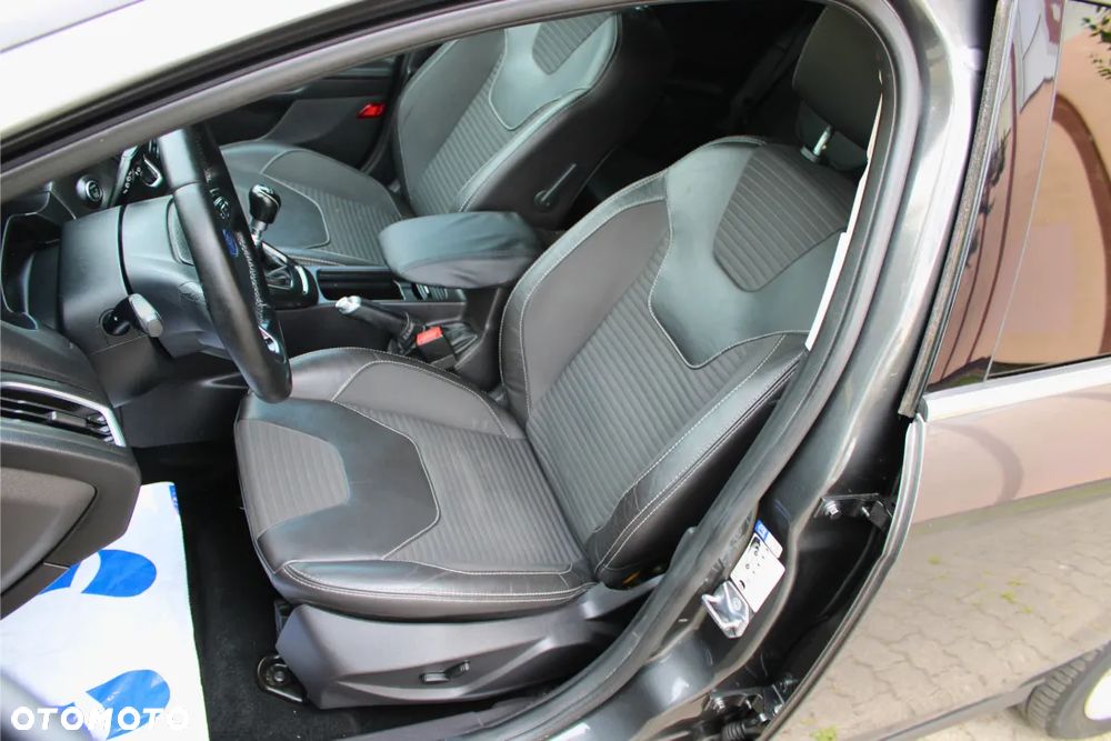 Ford Focus 1.6 TDCi Titanium - 12