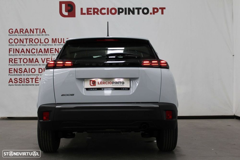 Peugeot 2008 1.2 PureTech Style - 4