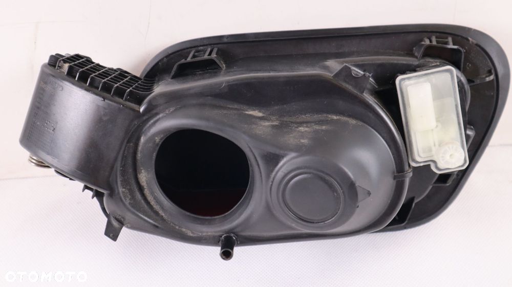 VOLVO XC40 KLAPKA WLEWU PALIWA 725 31457775, 32262810 - 6