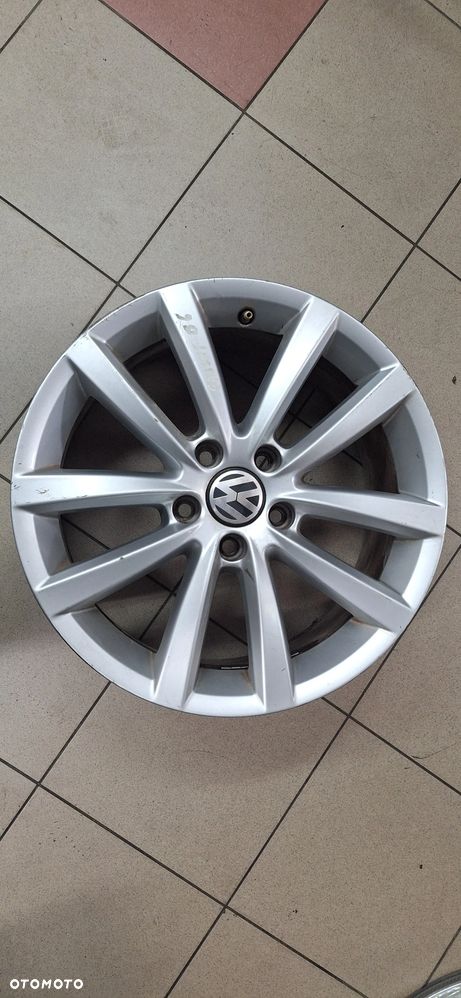 Alu felga 17" cali  vw 3AA601025C  7,5JX7H2 ET47 PASSAT B7 1 sztuka - 1
