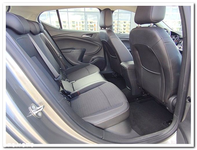 Opel Astra - 20