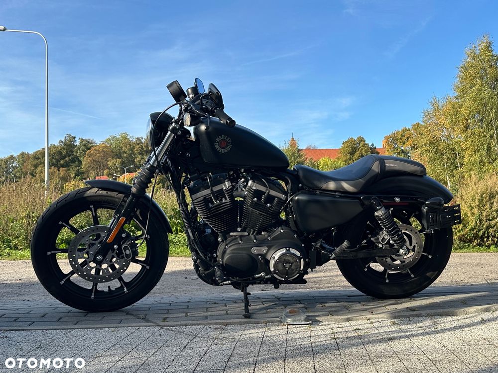 Harley-Davidson Sportster Iron 883